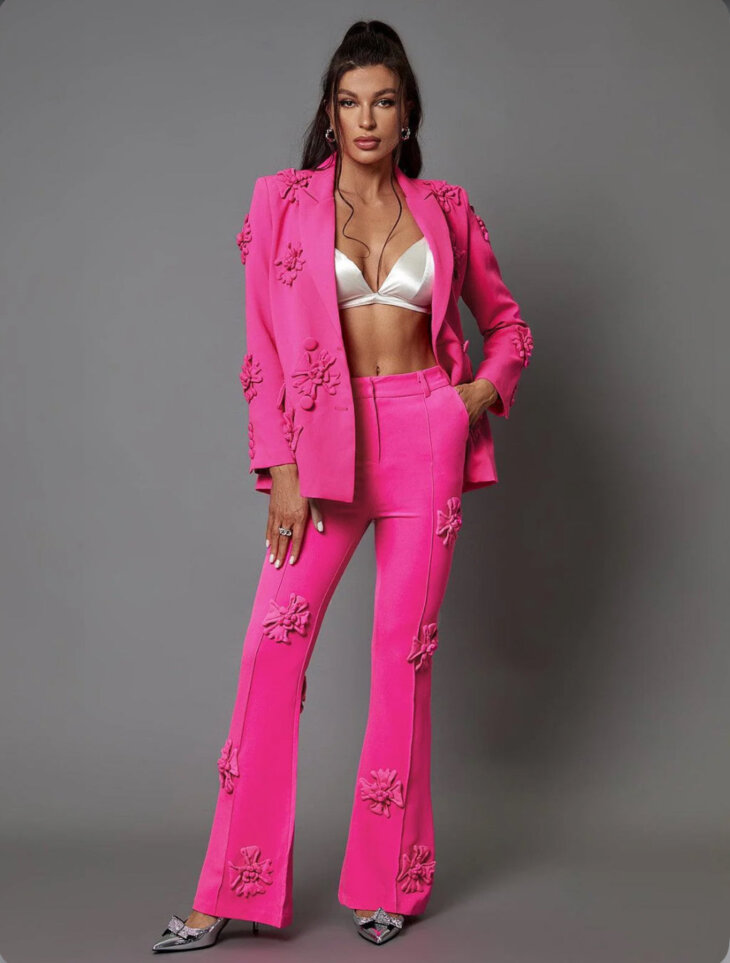 Ensemble blazer orné de fleurs Indiana