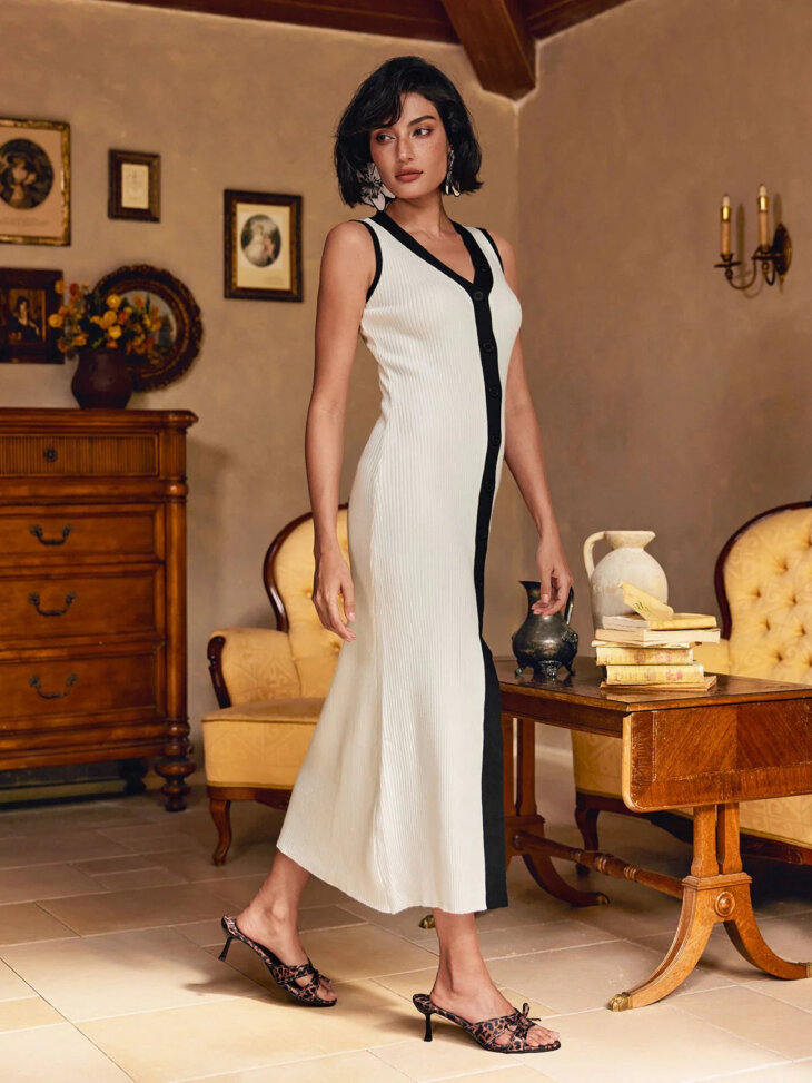 Allston - Robe mi-longue en maille boutonnée à col en V - Blanc – Image 3