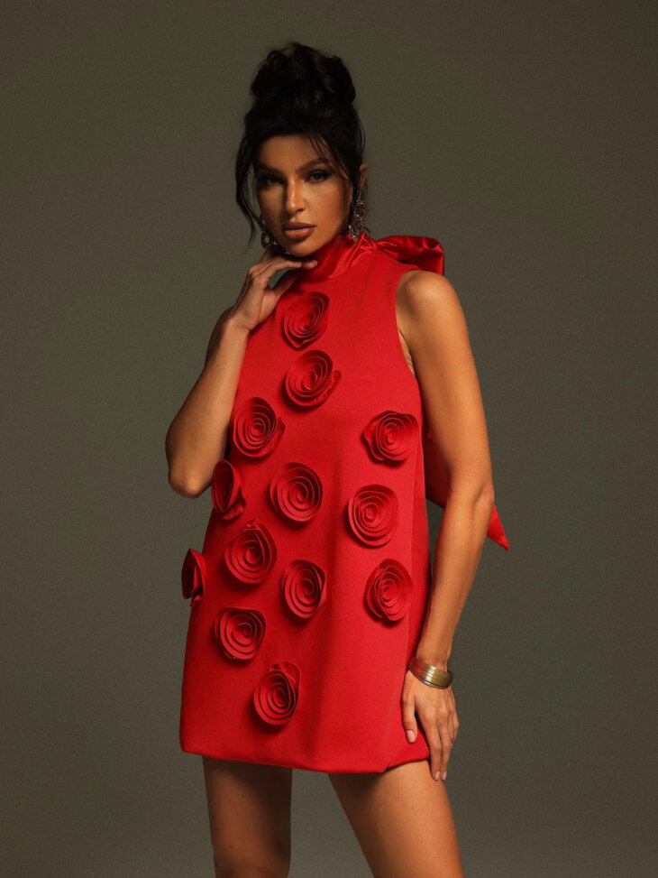 Mini-robe fleurie avec nœud sans manches Keane – Image 5