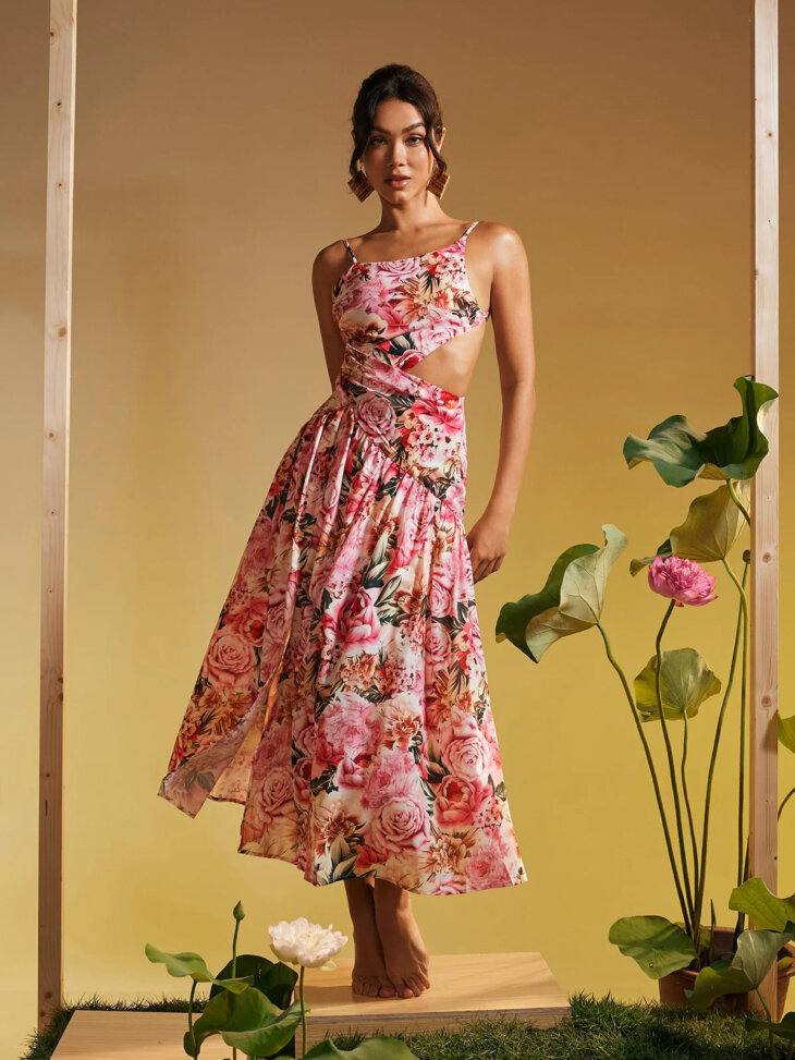 Robe mi-longue à imprimé floral et spaghetti Acie – Image 2