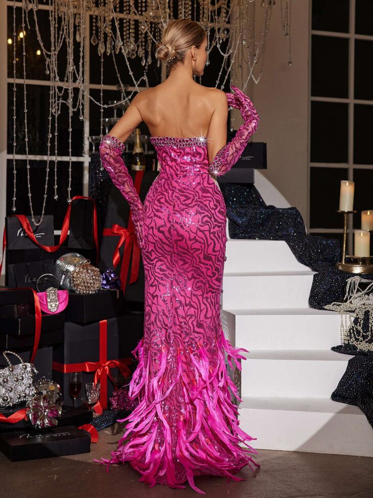 Robe longue à sequins et à plumes Diemen avec gants – Image 2
