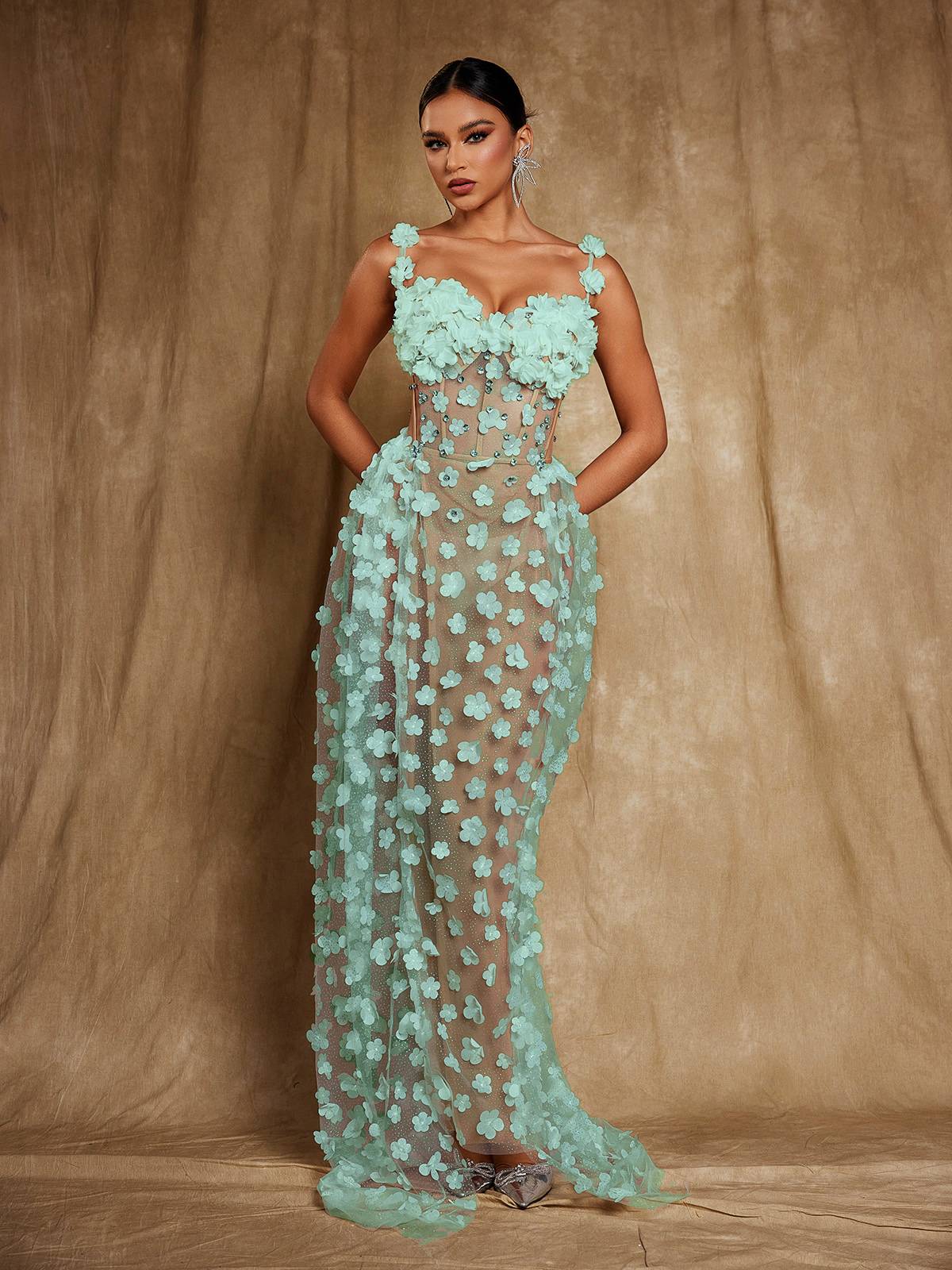 Oksana - Robe longue corset à fleurs et spaghetti - Vert – Image 5