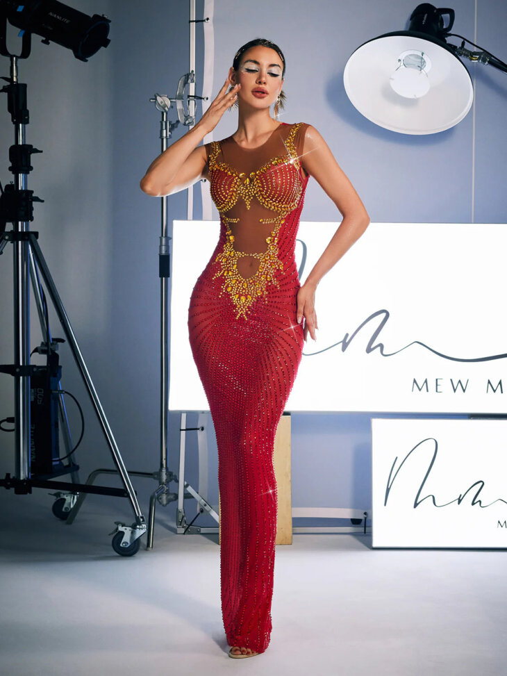 Brody - Robe longue fendue imprimée strass - Rouge – Image 2