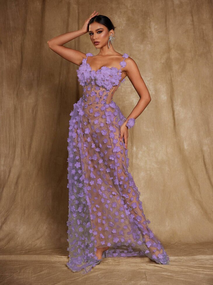 Oksana - Robe longue corset à fleurs spaghetti - Violet – Image 3