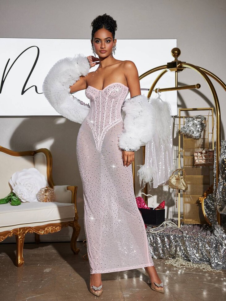 Robe longue corset sans bretelles avec strass Roanya