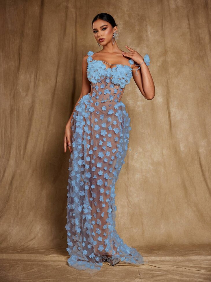 Oksana - Robe longue corset à fleurs et spaghetti - Bleu – Image 4