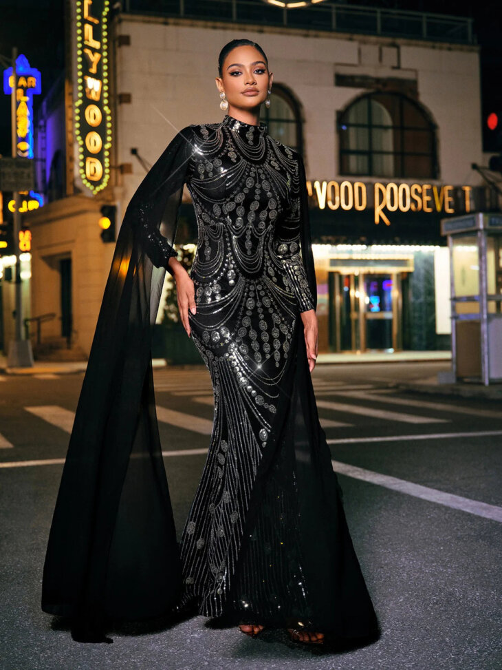 Robe longue drapée à sequins et manches longues Yuriy – Image 3