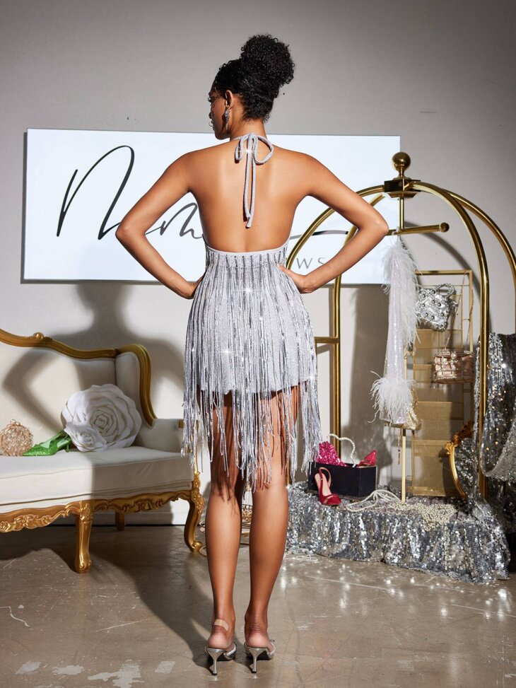 Mini-robe dos nu à franges et chaîne en cristal Bach – Image 2