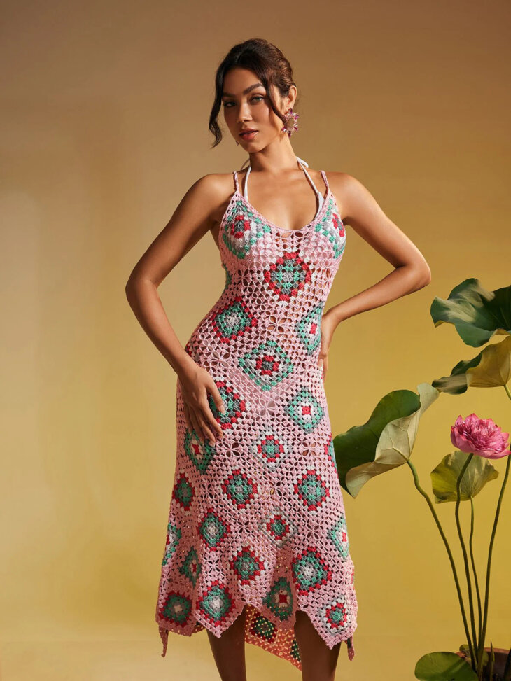 Robe mi-longue en maille creuse à dos ouvert Eliora – Image 5