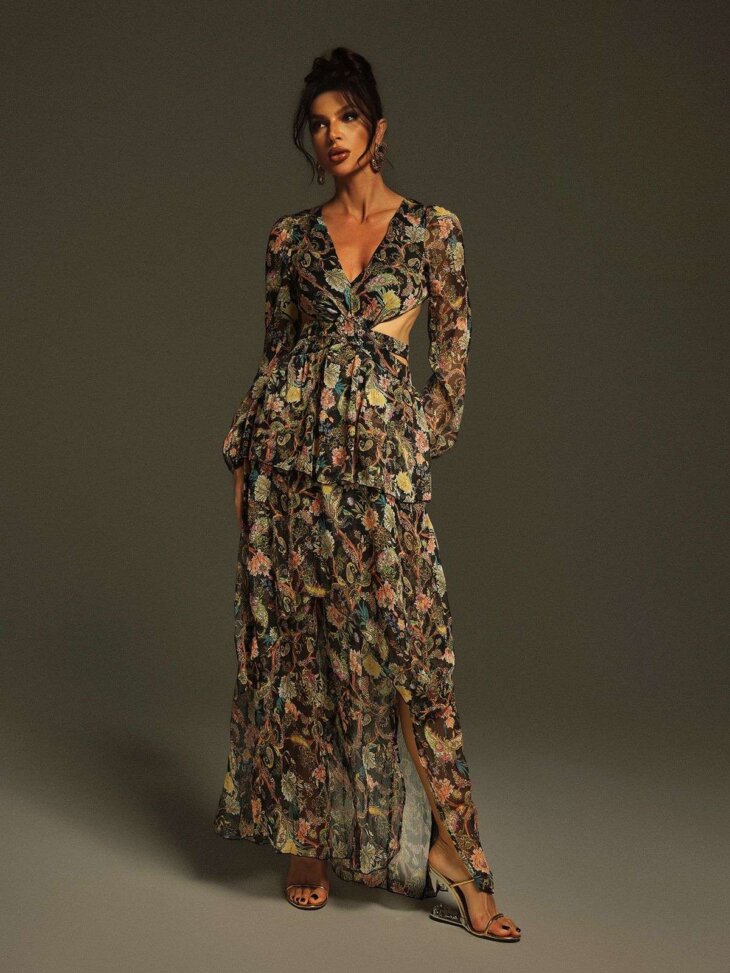 Robe longue imprimée à découpes et col en V Flavio – Image 4
