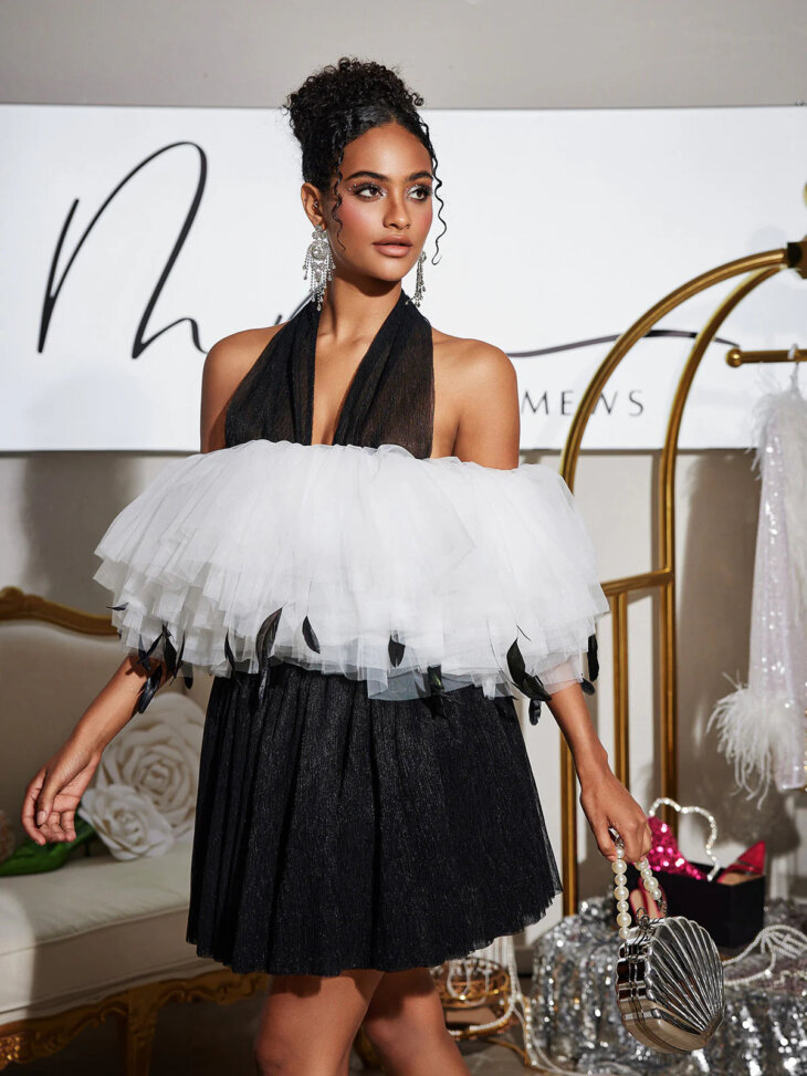Robe courte à plumes Nemo dos nu – Image 4