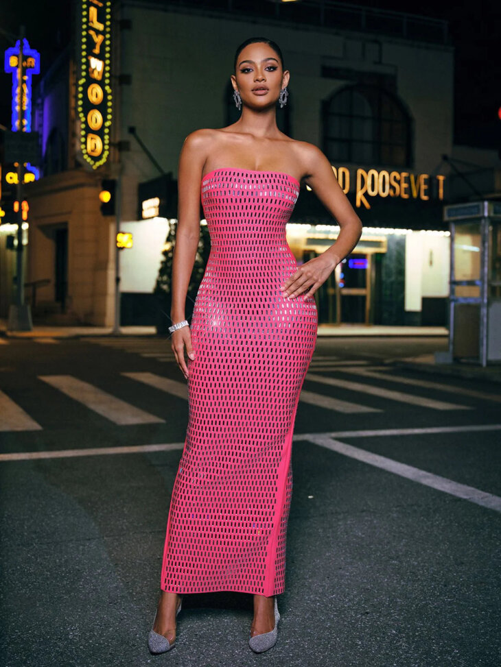 Ridley - Robe longue à strass rose vif – Image 3