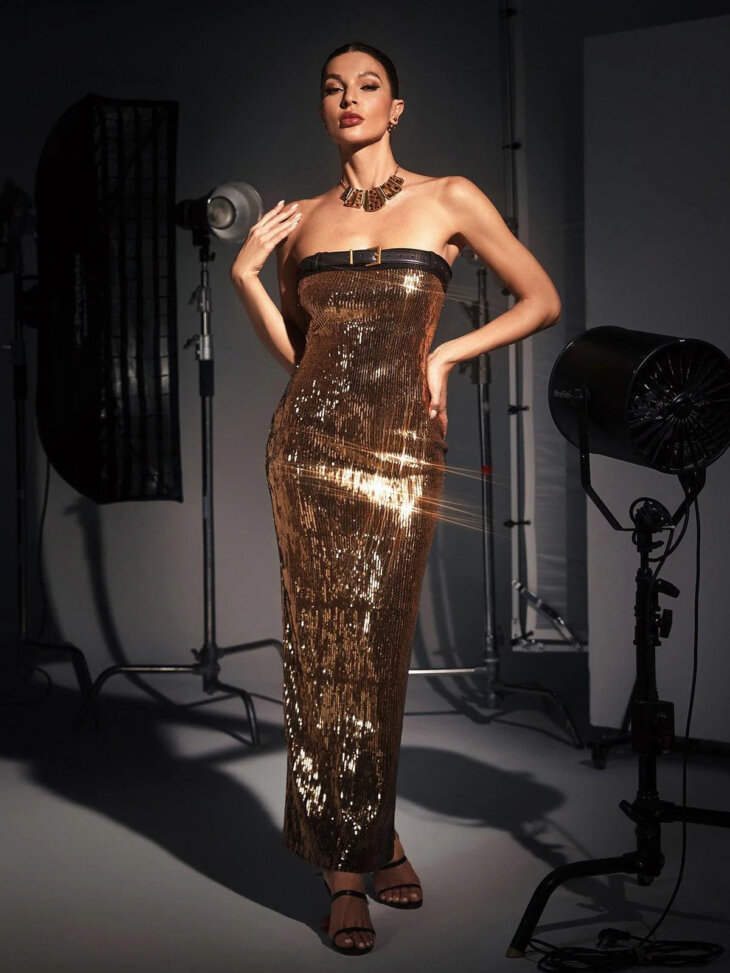 Robe bustier à paillettes et ceinture Triana – Image 3