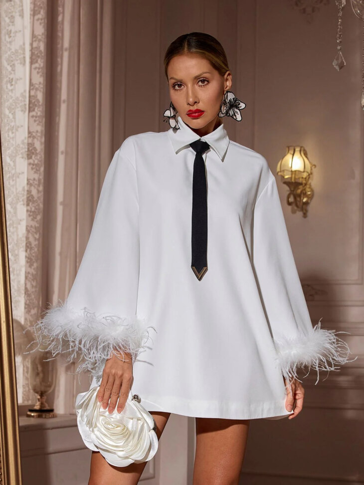 Mini-robe en plumes à col plié Hajar