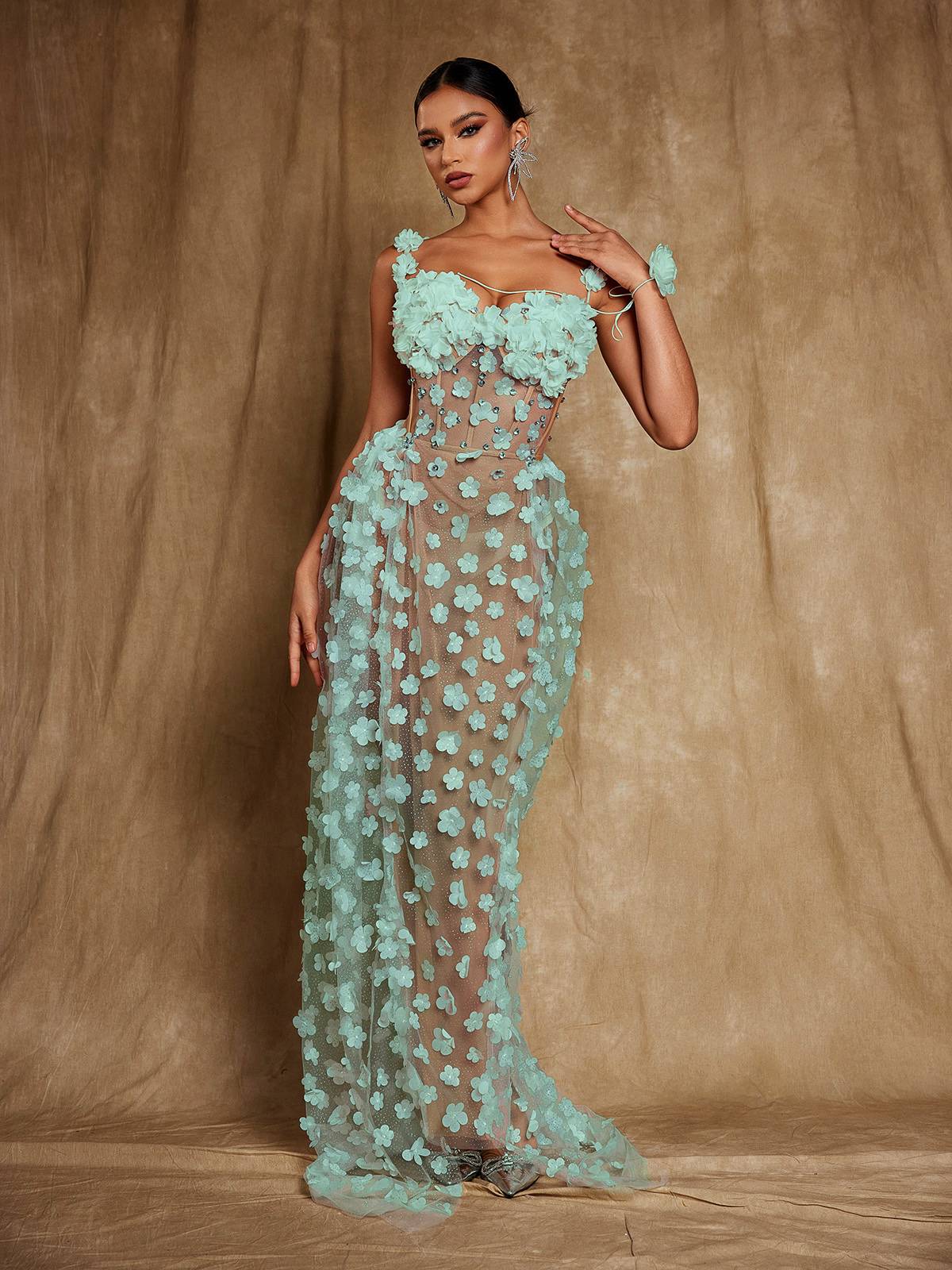 Oksana - Robe longue corset à fleurs et spaghetti - Vert – Image 2