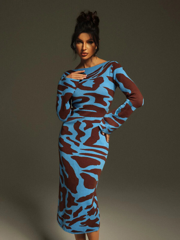 Robe mi-longue en maille léopard à manches longues Taysia – Image 5