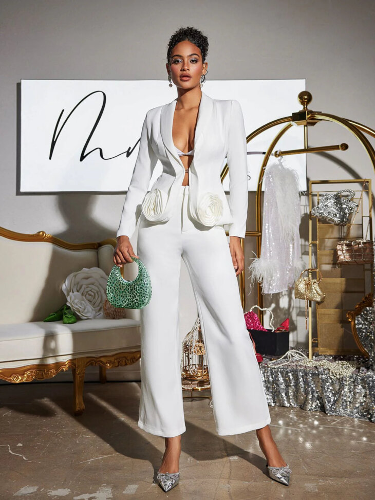 Ensemble pantalon à fleurs Cassandra en blanc – Image 4