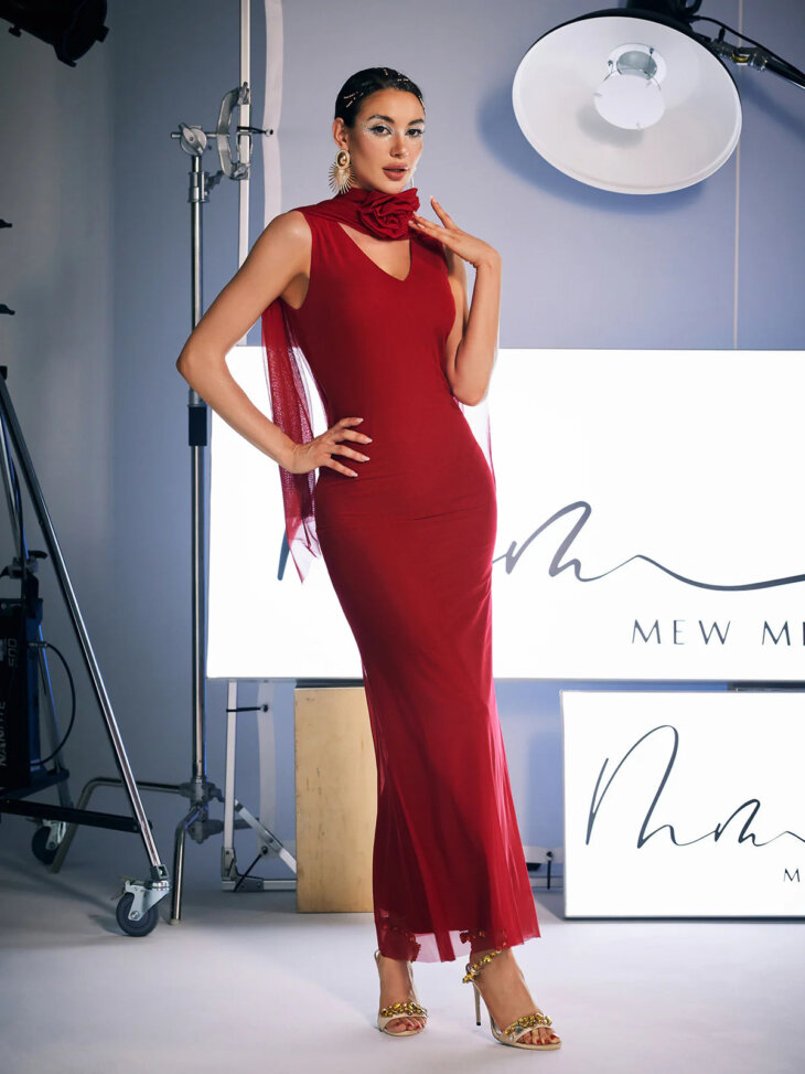 Robe longue en maille à fleurs Manju