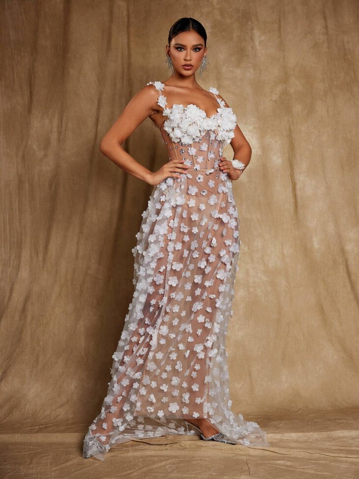 Oksana - Robe longue corset à fleurs et spaghetti – Image 3