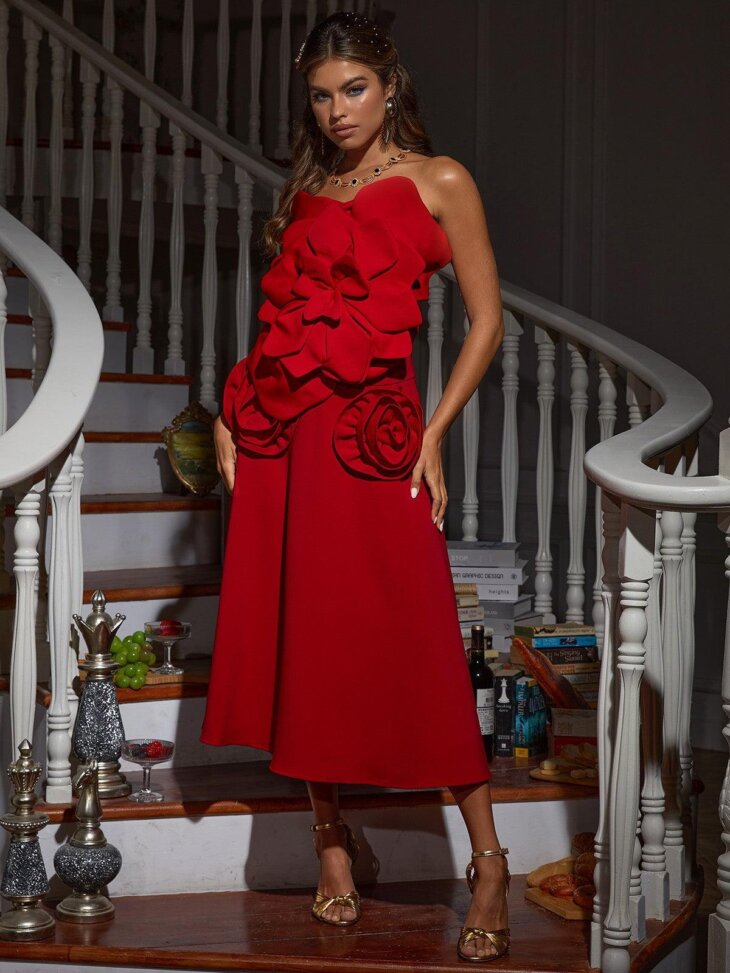 Haut fleuri sans bretelles Bayard en rouge – Image 3