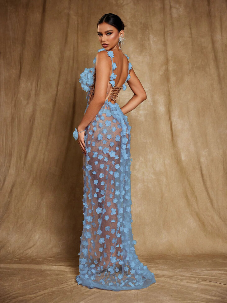 Oksana - Robe longue corset à fleurs et spaghetti - Bleu – Image 2