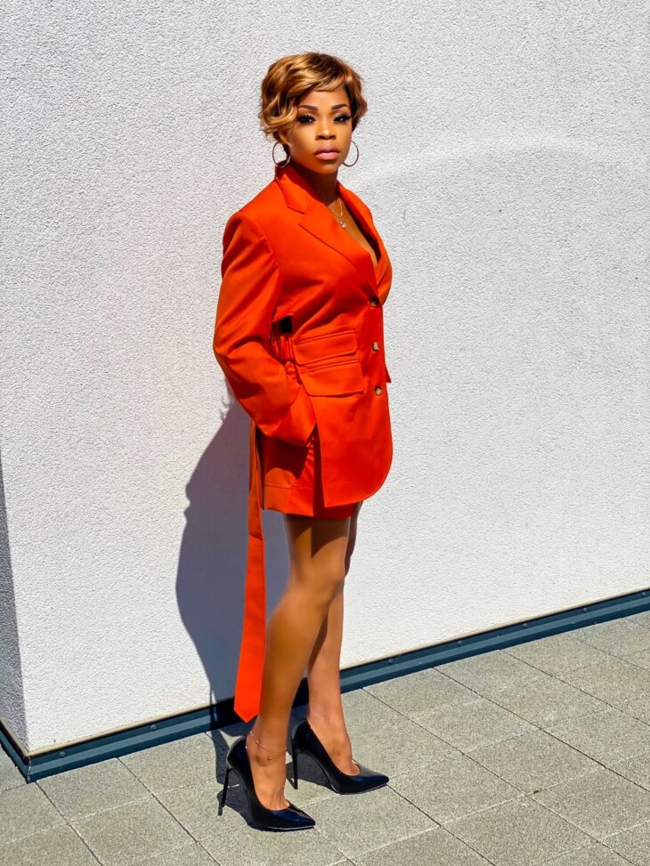 STRUCTURED PANEL BLAZER - Blazer – Image 4