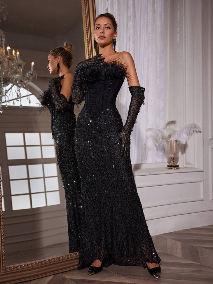 Inaki - Robe longue corset à sequins et plumes avec gants – Image 3