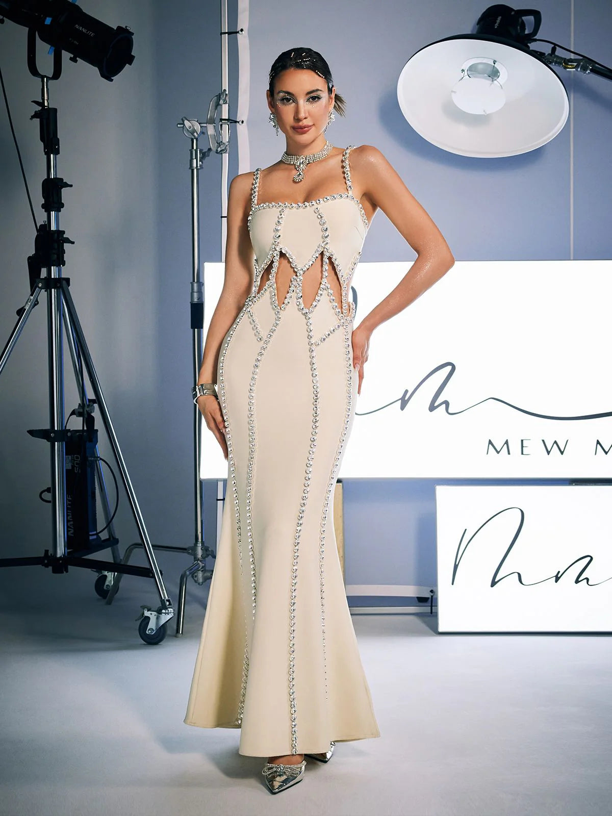 Robe bandage à découpes en cristal spaghetti Dario – Image 3