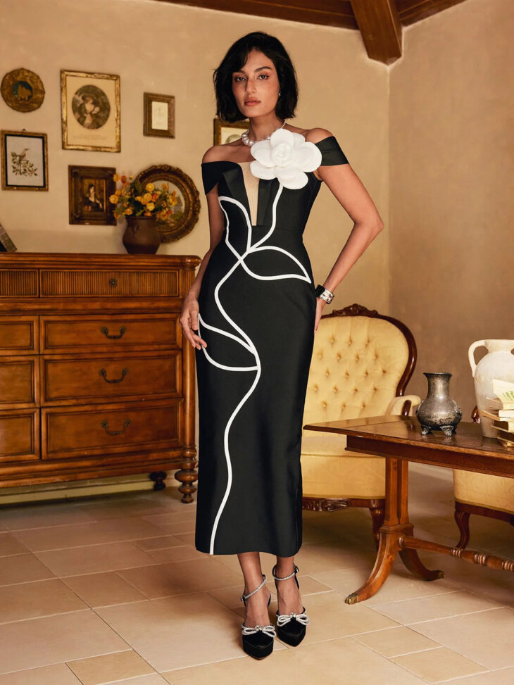 Shegar - Mini-robe bandage fleurie à manches dénudées – Image 4