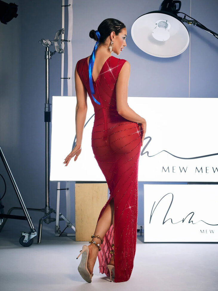 Brody - Robe longue fendue imprimée strass - Rouge – Image 3