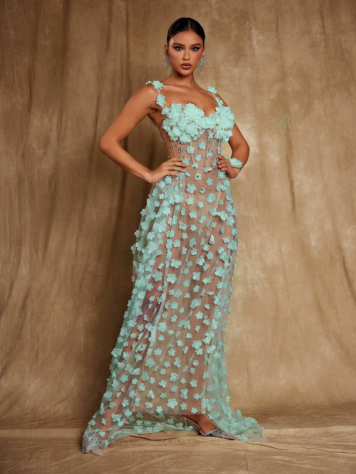 Oksana - Robe longue corset à fleurs et spaghetti - Vert – Image 3