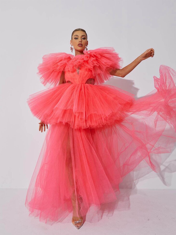 Robe en tulle à décolleté plongeant Bibi