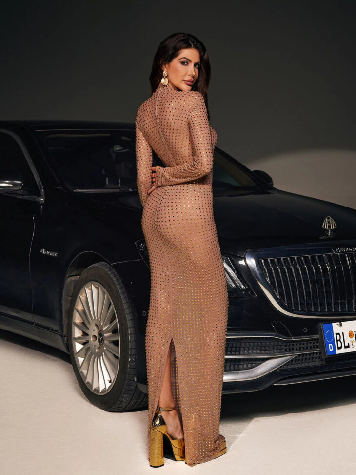 Karter - Robe longue en maille diamantée - Doré – Image 2