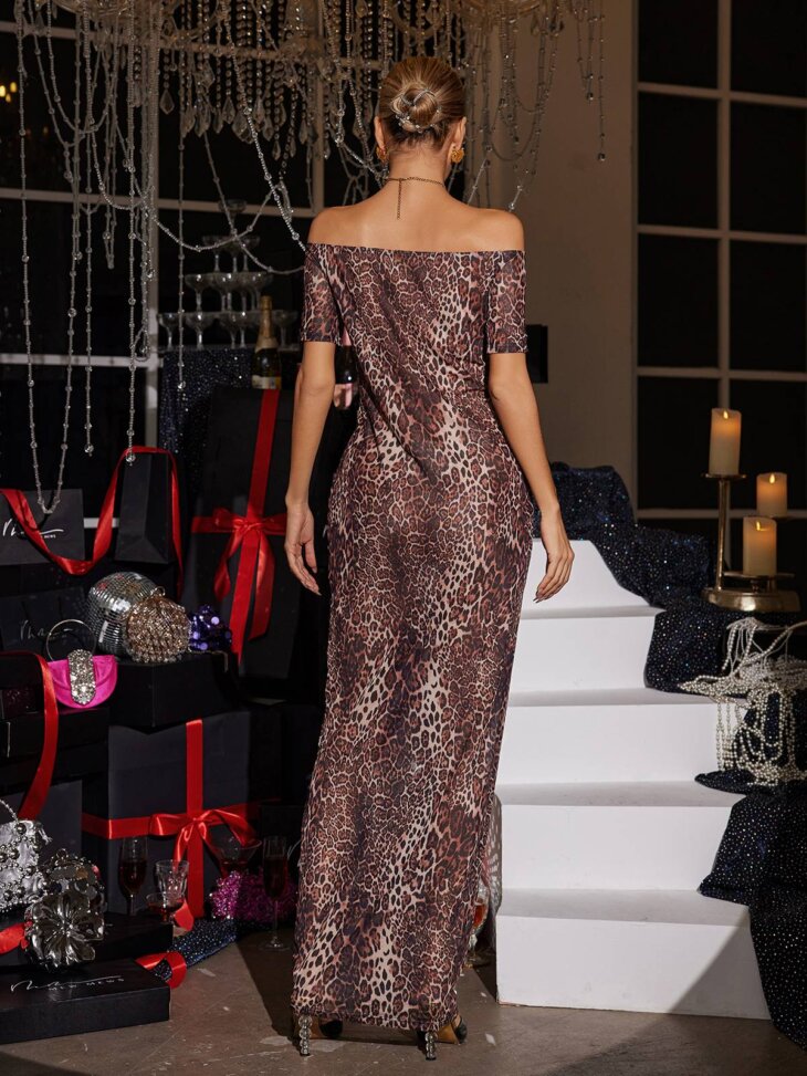 Robe longue léopard à épaules dénudées Pipitsa – Image 2