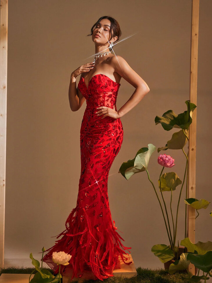 Robe longue sirène à sequins et plumes Limboa