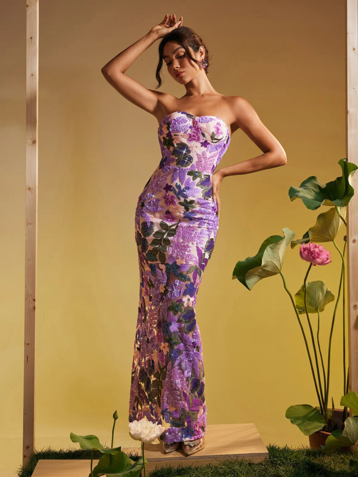 Robe longue sans bretelles brodée de sequins Nakoa – Image 3