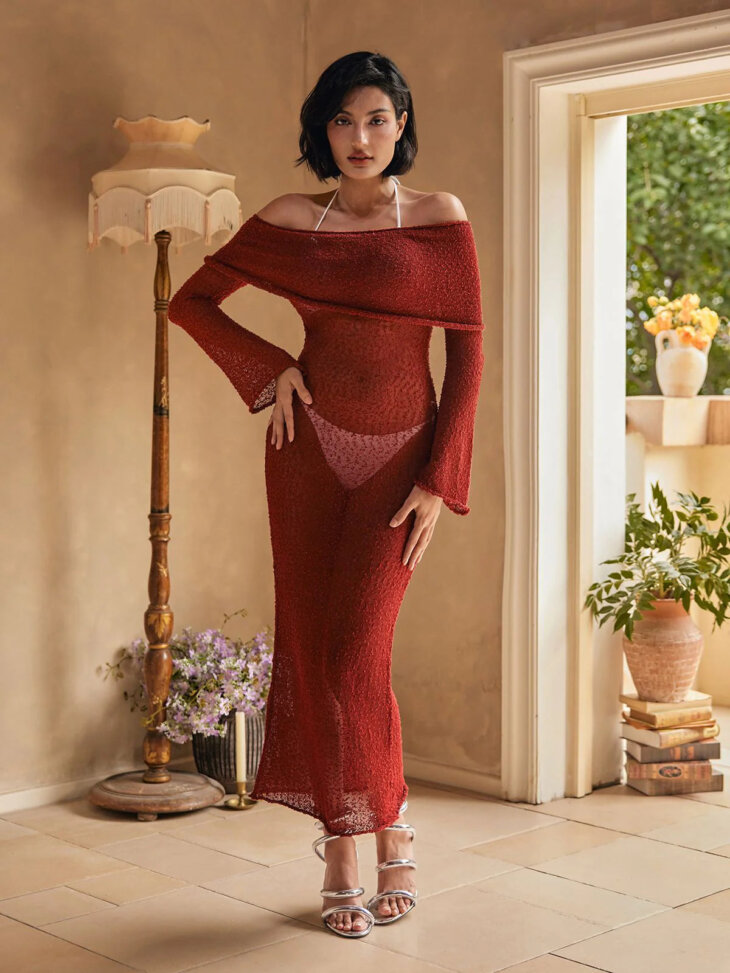 Robe longue en maille Juliea à épaules dénudées en rouge