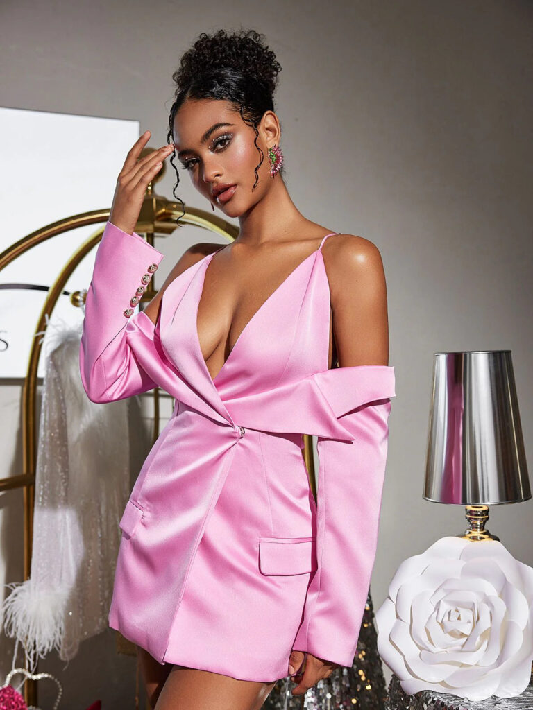 Vila - Blazer drapé en satin à décolleté plongeant