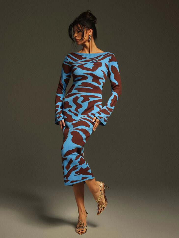 Robe mi-longue en maille léopard à manches longues Taysia