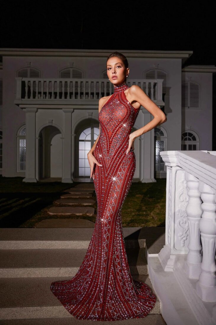 Robe longue en maille strassée sans manches Koa – Image 2