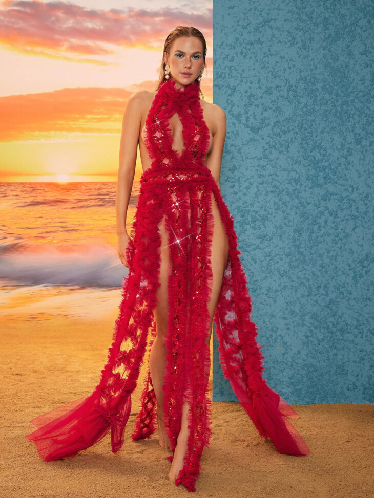 Robe en tulle à col montant Niam en rouge