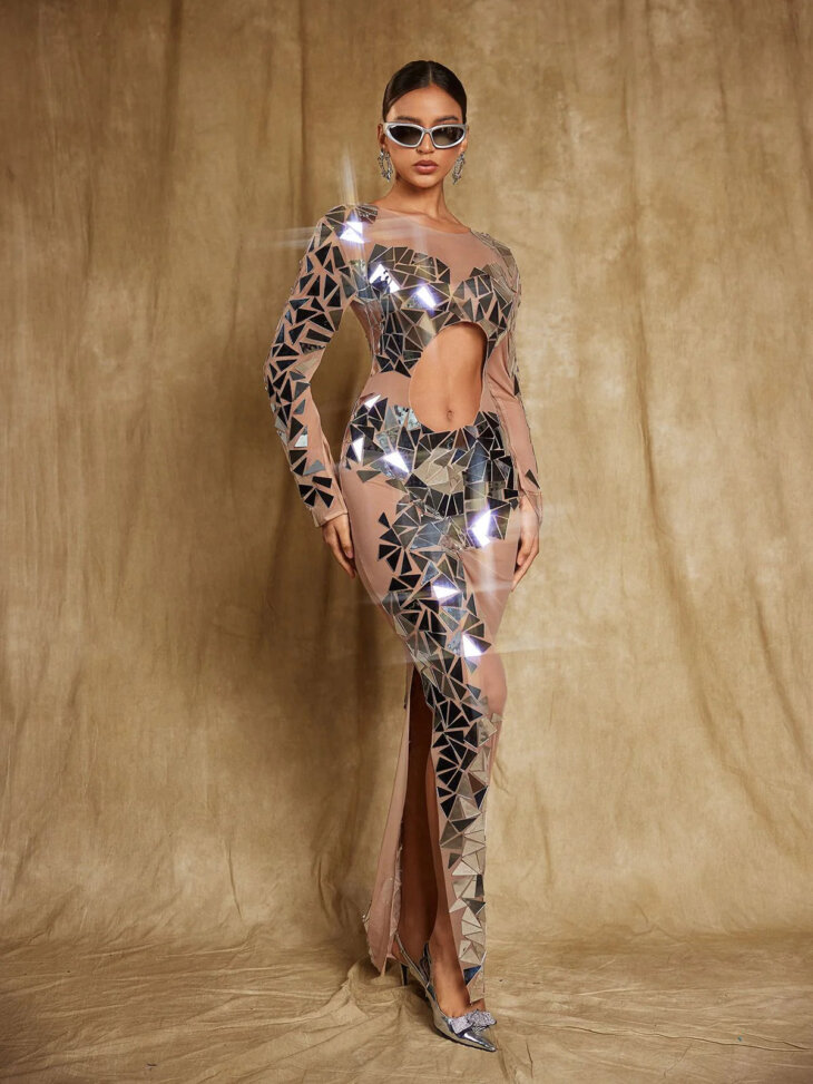 Robe longue en maille découpée en acrylique à manches longues Edwina – Image 3