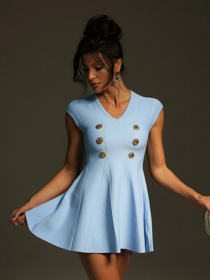 Mini-robe tricotée boutonnée à col en V Tameron en bleu – Image 5