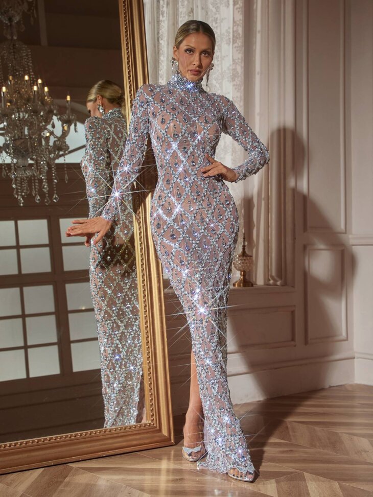 Liora - Robe longue à manches longues et cristaux à sequins - Argenté – Image 5