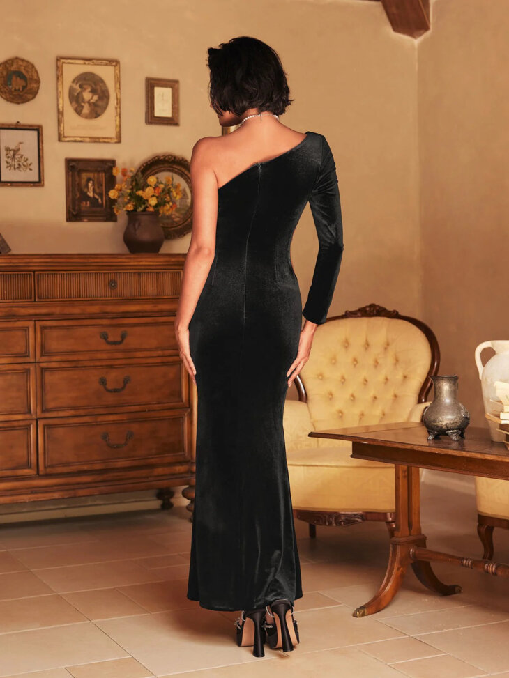 Robe longue en velours à fleurs perlées Sheyla – Image 2