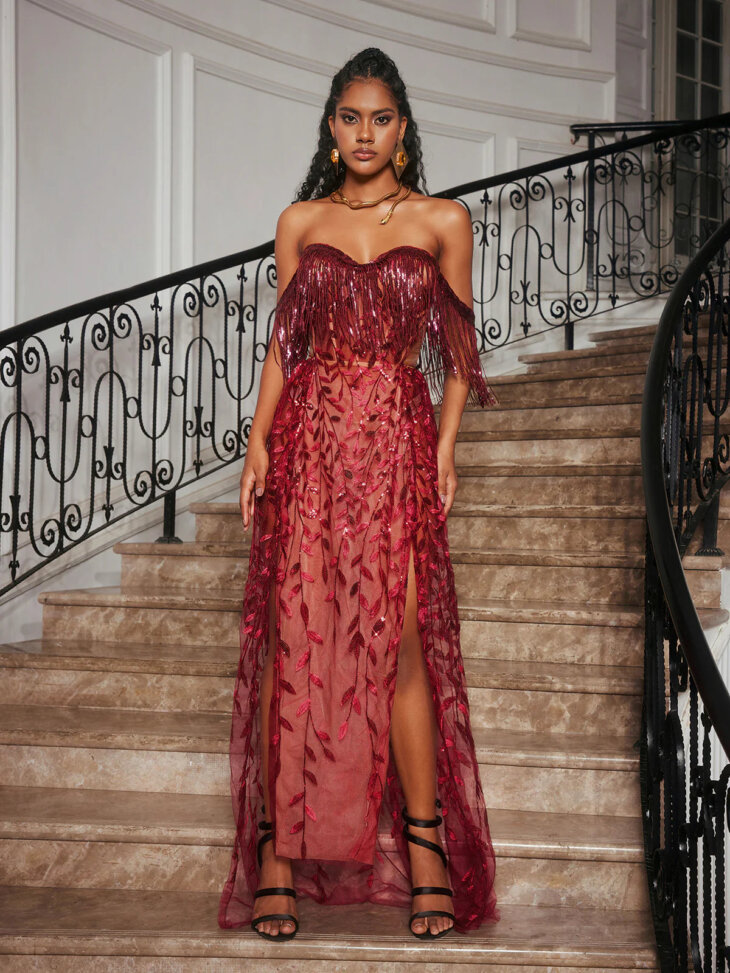 Codruta - Robe longue sans bretelles à franges et feuilles - Vin – Image 3