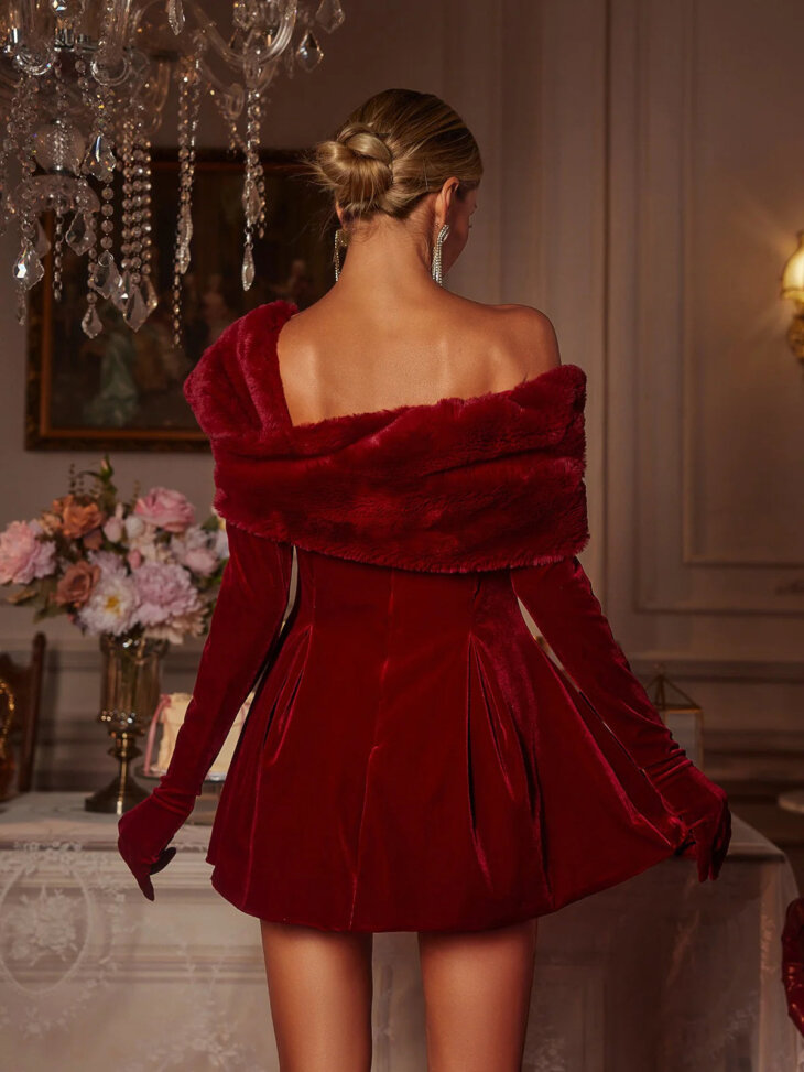 Mini-robe Fairfax en velours fausse fourrure – Image 2