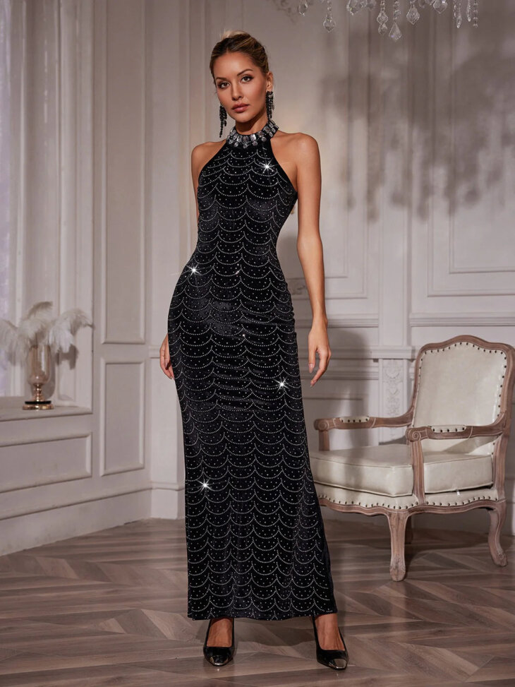 Sunita - Robe longue dos nu en velours cristal – Image 5