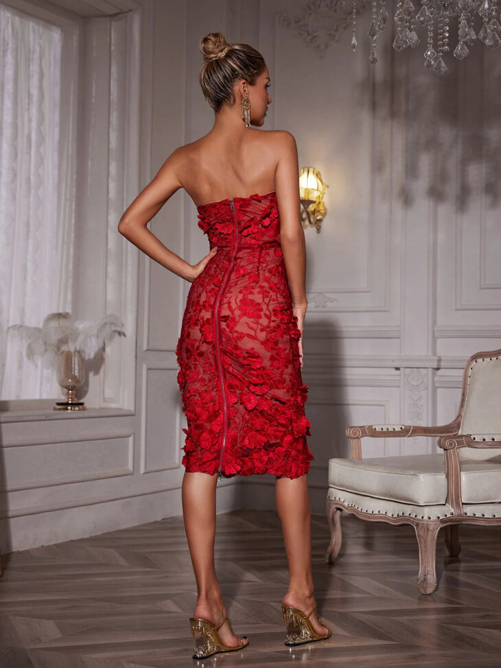 Robe mi-longue fleurie sans bretelles Avital – Image 2