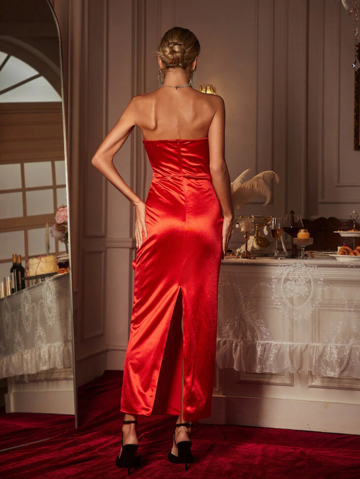 Robe longue sans bretelles en satin cœur Taton – Image 2